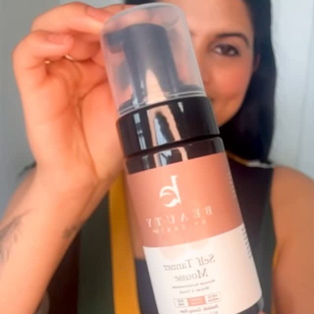 Instagram post by @jass_desithreads for Beauty By Earth. Caption reads: @beautybyearthpartners @beautybyearth #selftankit....