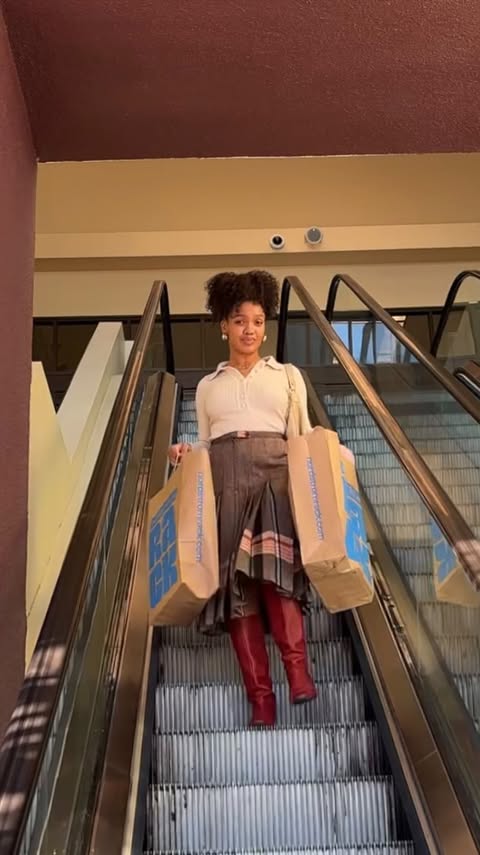 Instagram post by @tamiablue for Nordstrom Rack. Caption reads: cooking? no. curating the perfect holiday....