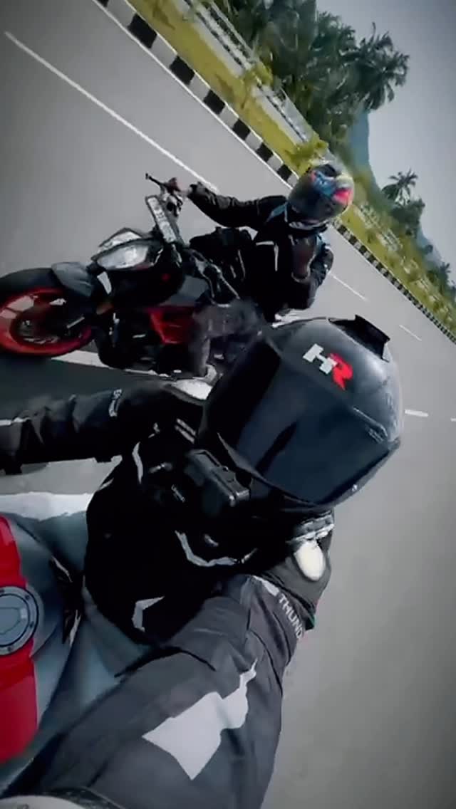 Instagram post by @heart_racer_rc for Kapiva. Caption reads: [...] — I need natural strength. That’s where....