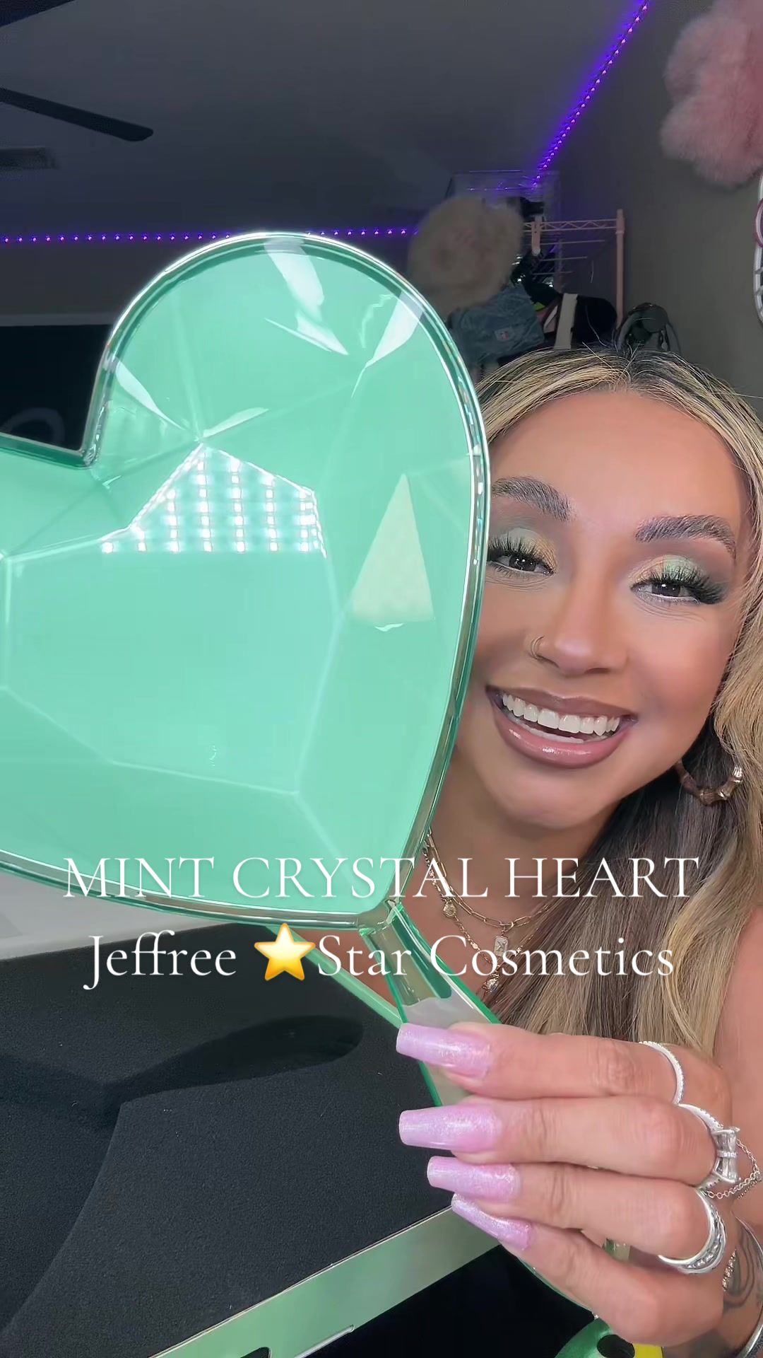 TikTok post by @moreniiiitaa_ for Jeffree Star Cosmetics. Caption reads: [...] here it’s here it’s here ✨🤏🏽 @Jeffree Star....