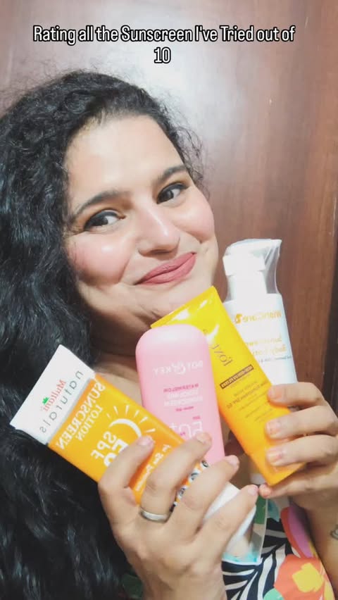 Instagram post by @skincare_by_ayushi for Foxtale. Caption reads: Sun-kissed skin, all-day hydration ✨☀️ WishCare....