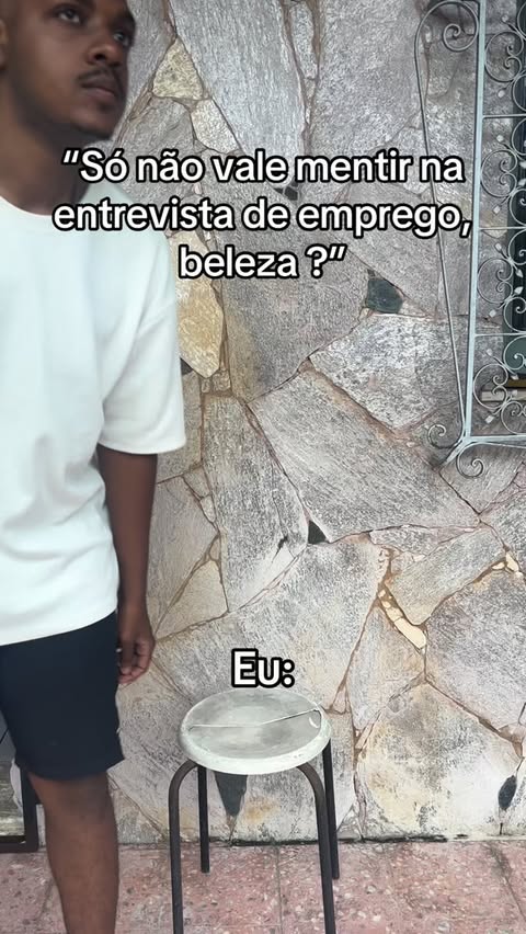 Instagram post by @oisrael23 for Gocase. Caption reads: 🏷️CUPOM GOISRAEL NA @gocasebr 

#Futebol....