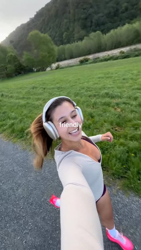 Instagram post by @shakirakhan_ for Modibodi. Caption reads: [...] & comfortable while working out @modibodi x....