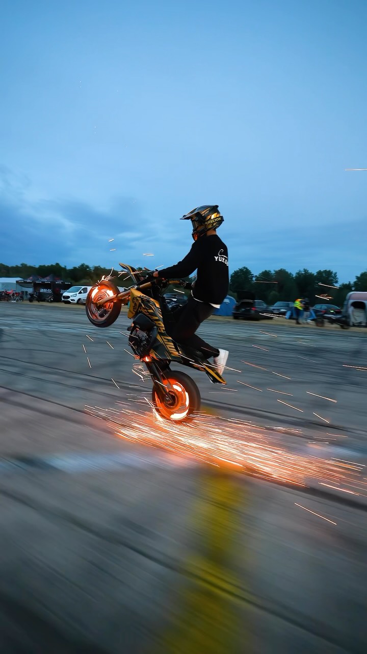 Instagram post by @larssjacobs for YUXUS. Caption reads: Hotwheel vibes at @germanstuntweek 🔥
×
Shop here....