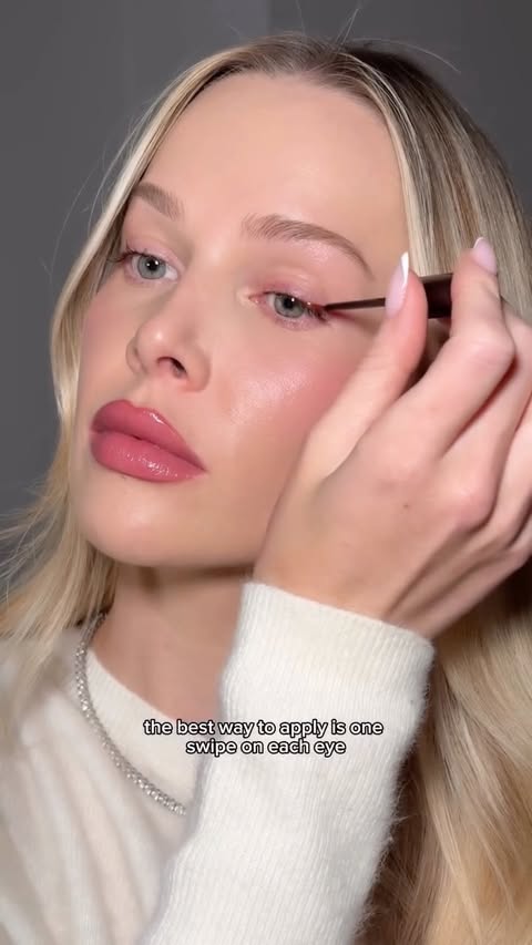 Instagram post by @katiedaisy for UKLASH. Caption reads: Great makeup starts with a great base and that....