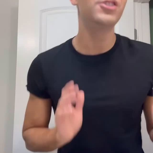 Instagram post by @ezra.sosa for Sunday Riley. Caption reads: I wish I had this for the entire tour. You can....