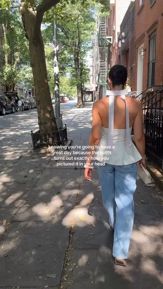 Instagram post by @lauramahachek for Fashion Outfit. Caption reads: The best feeling ☺️
-
@lauramahachek 

#fashion.