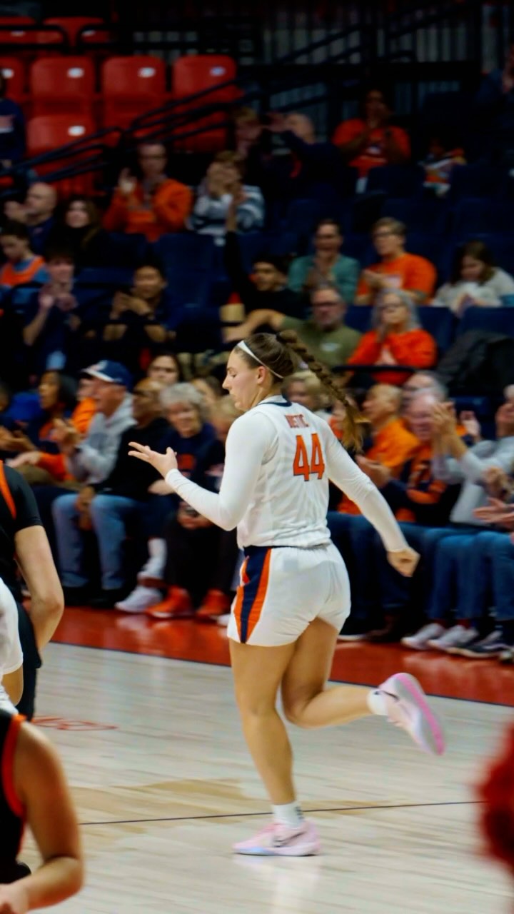 Instagram post by @bigtennetwork for TIAA. Caption reads: [...] an 85-66 win over Oregon State 🔥💫

📍....