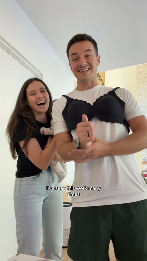 Instagram post by @monicagartner for Momcozy. Caption reads: [...] I got some codes for you guys!!

Momcozy....