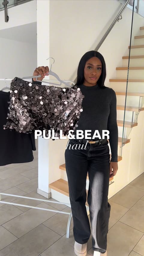 Instagram post by @aalieh.s for Pull&Bear. Caption reads: Mini Pull&bear haul - Anzeige #outfits....