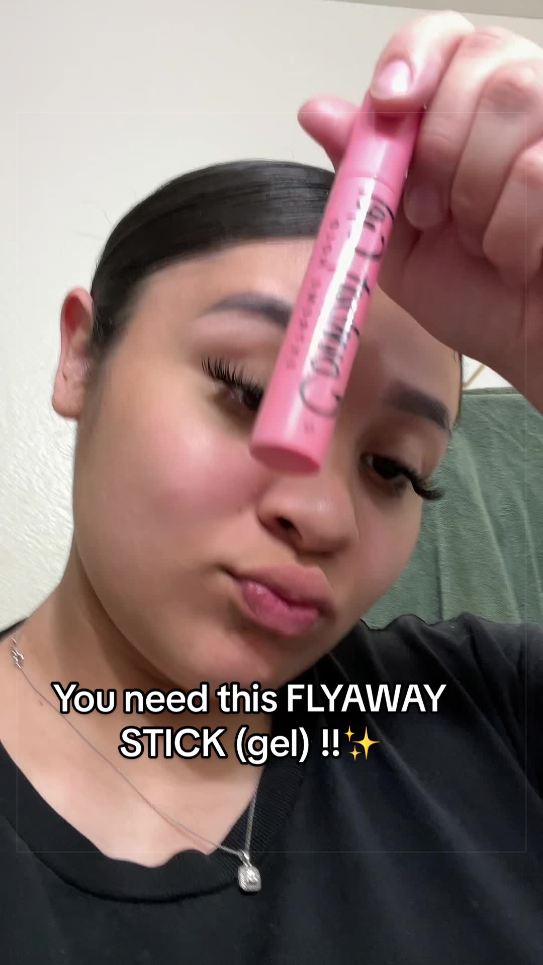 TikTok post by @datgurlb_ for Combat Gel. Caption reads: [...] your in a rush this is what you NEED!....
