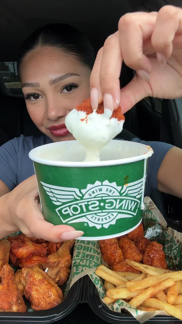 Instagram post by @keilapachecoeats for Wingstop. Caption reads: Whats your fav @wingstop flavor?!❤️ Mine is Hot....
