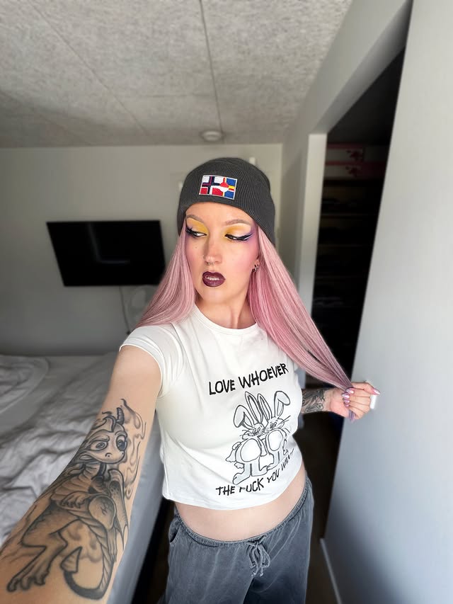 Instagram post by @kellylouisekilljoy for NYX Professional Makeup Nordics. Caption reads: Advertisement for @nyxcosmeticsnordics | I can’t....
