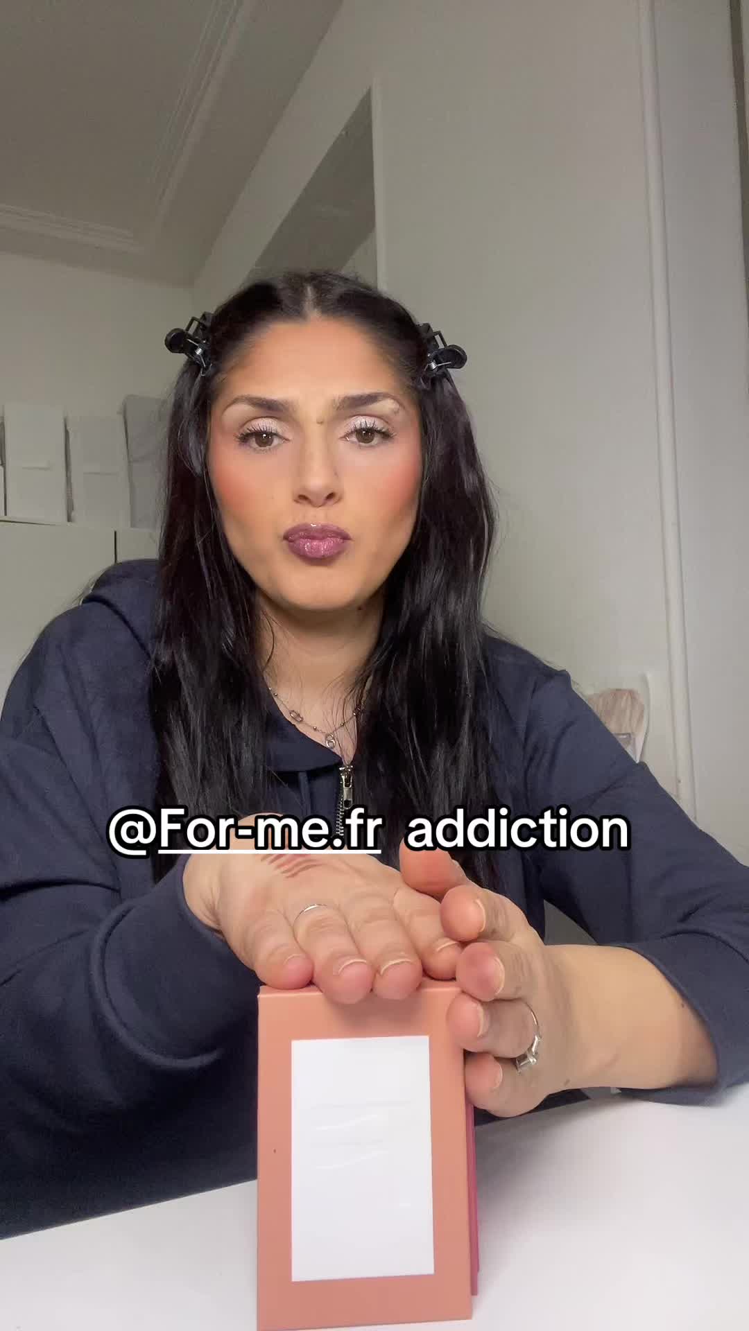TikTok post by @sirin_v_beauty for For Me. Caption reads: @For-me.fr @FABIAN #blush #highlighter #makeup....
