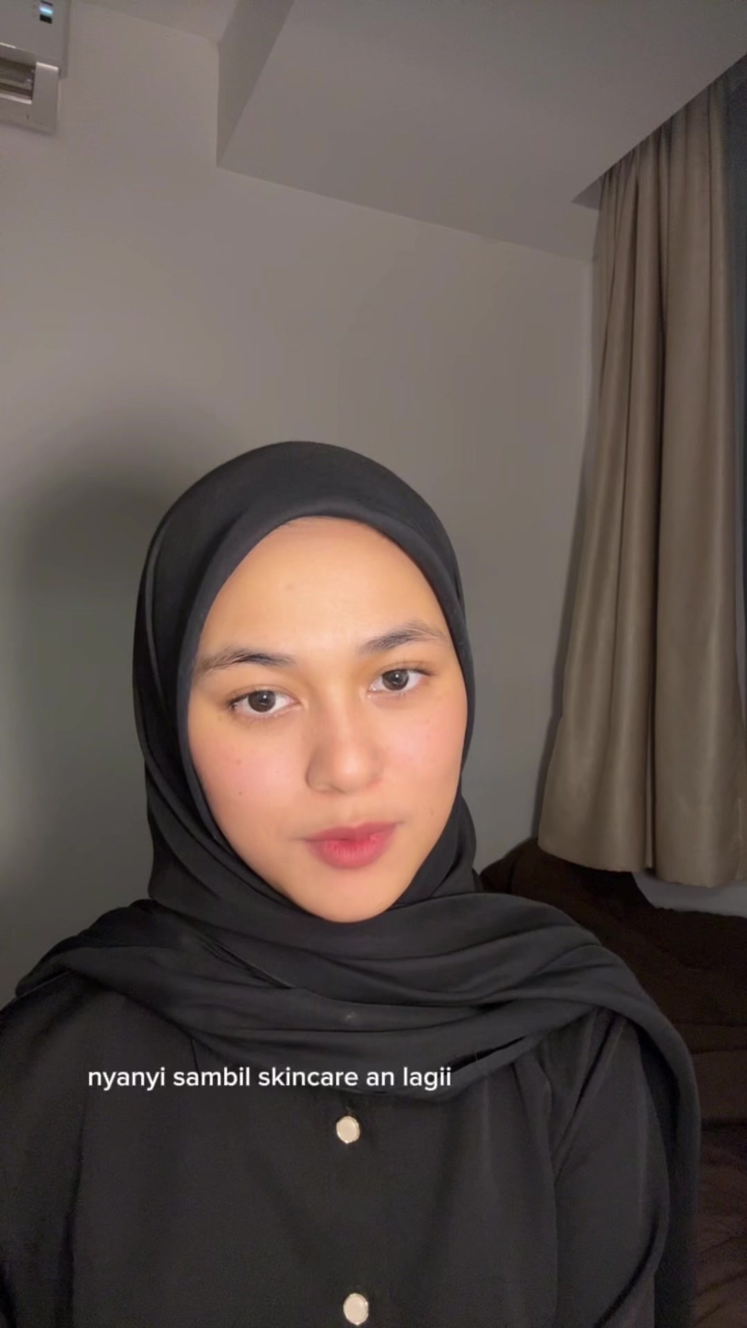 TikTok post by @aidaaihsan for Hanasui. Caption reads: [...] skin care an bareng aku btw aku pake....