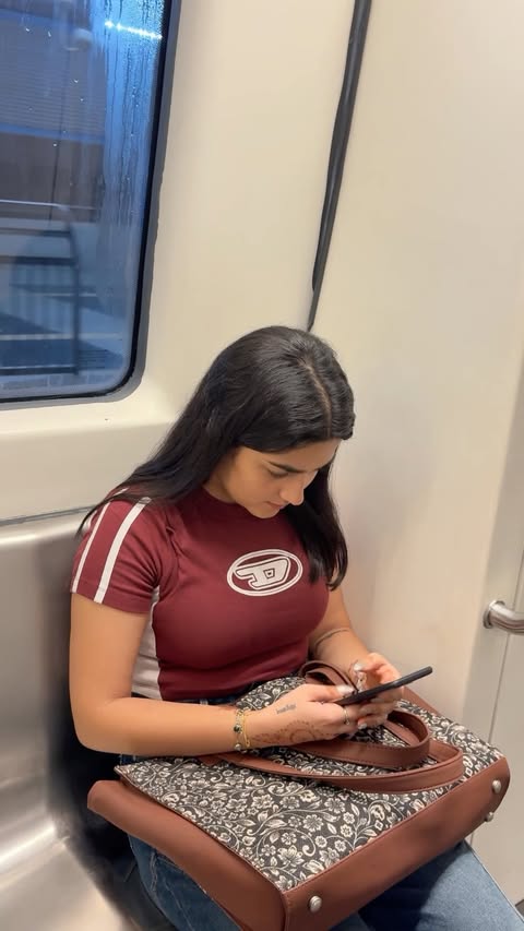 Instagram post by @esshhhaaa._ for Shopsy Selects. Caption reads: POV: Making every minute of the commute count. 🚇✨....