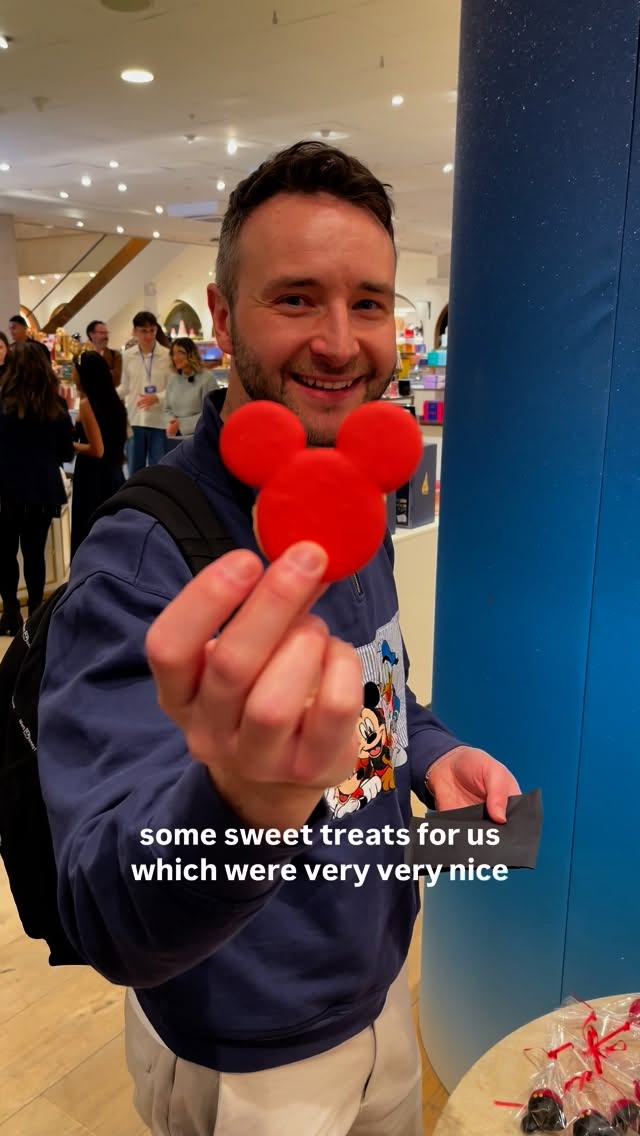 Instagram post by @alex_slann for Disney Store. Caption reads: [...] to be invited to the brand-new Pop-Up Disney....