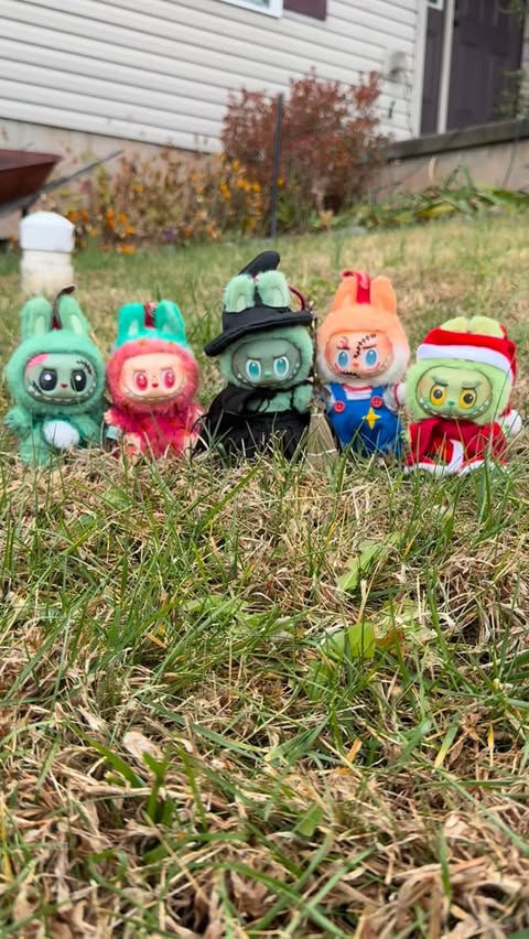 Instagram post by @danisquishie for Whatnot. Caption reads: #ad join me on @whatnot on 11/22/2025 at 7PM EST....