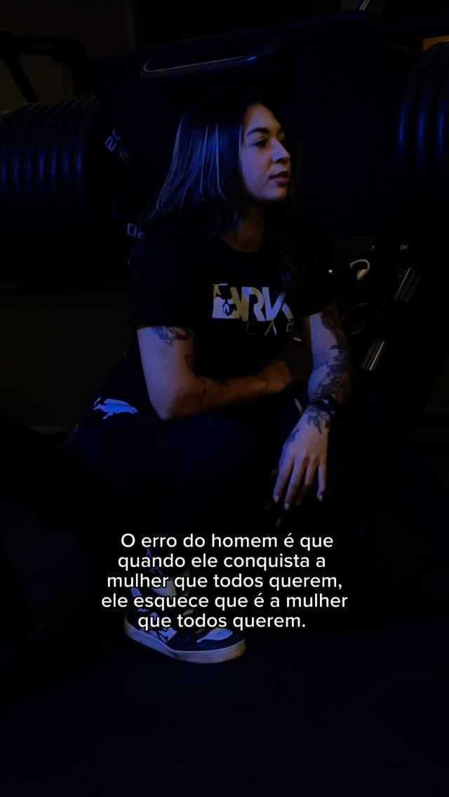 Instagram post by @monique.ruchell for BOLD SNACKS. Caption reads: USE 🏷️MRUCHELL NA @darklabsuplementos....