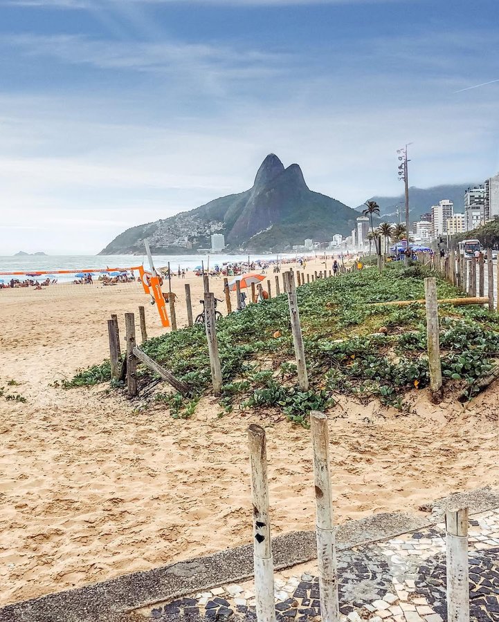 Instagram post by @mariandthecity for Passion Passport. Caption reads: [...] Time is running out to enter....