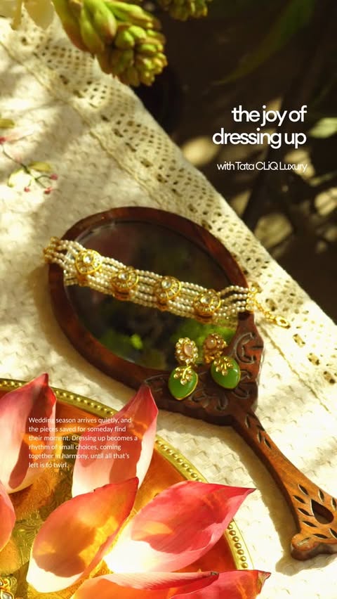 Instagram post by @bougainvillea.and.barni for Tata CLiQ. Caption reads: [...] and shop your looks on Indiluxe by Tata CLiQ....