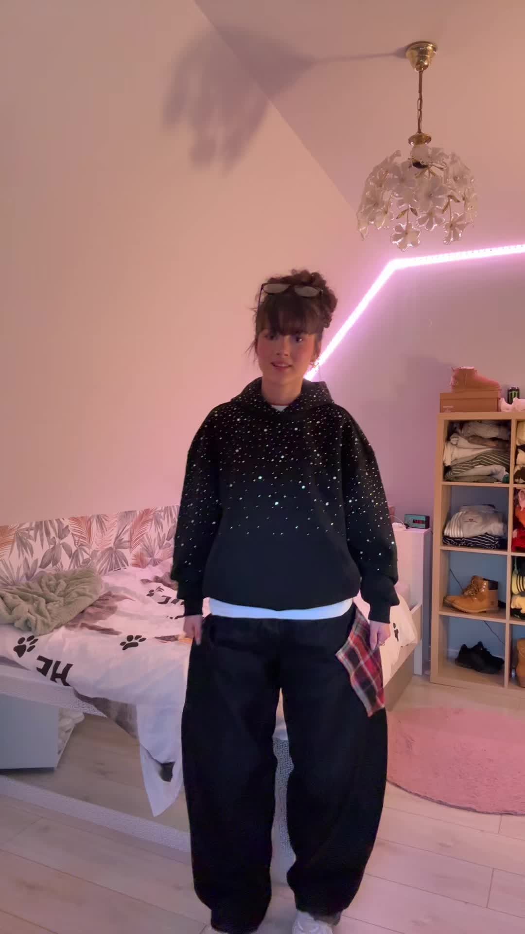 TikTok post by @leamimii59.15 for Aelfric Eden. Caption reads: Pull & jeans @aelfriceden_official je sais pas....