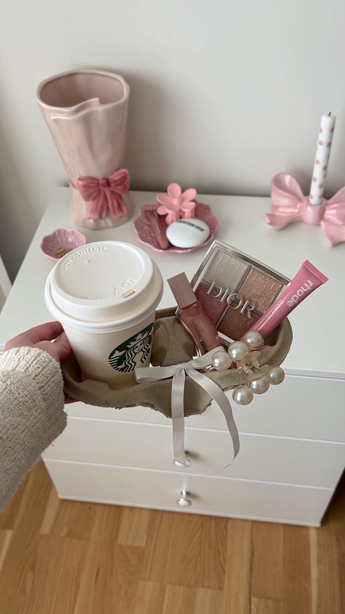 Instagram post by @camilla.brondsholm for Intelligent Change. Caption reads: I’m grateful for my life and for what i have....