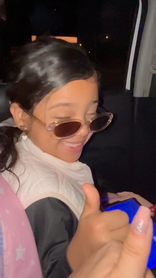 Instagram post by @lilubaena for Alpina. Caption reads: Tu rutina debe estar acompañada por Alpi 10 de....