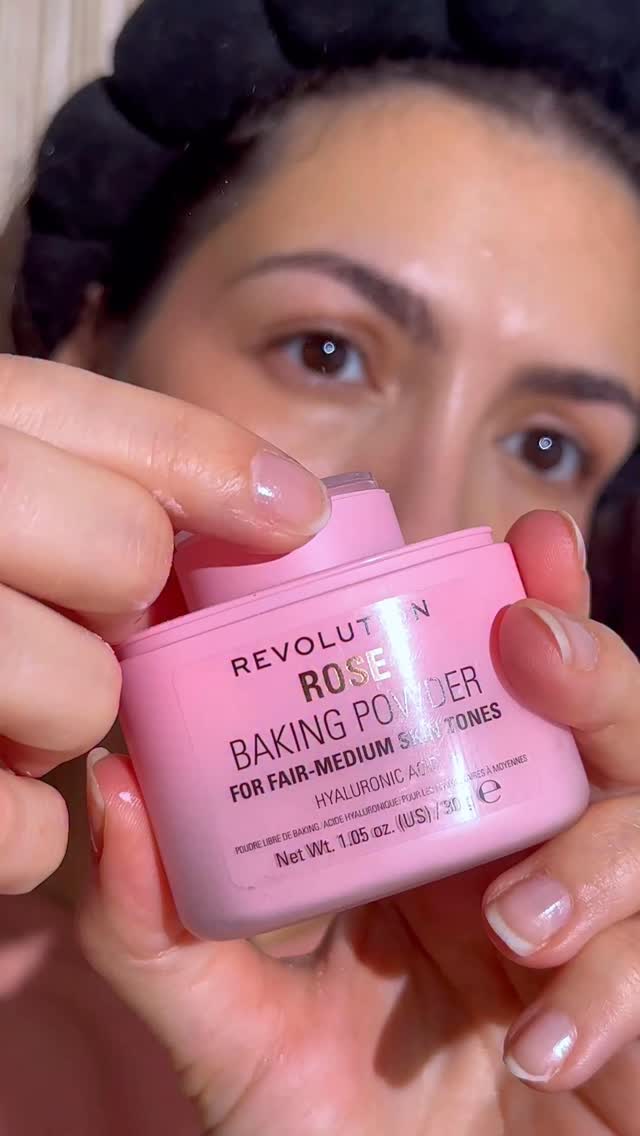 Instagram post by @marinanalha for Makeup Revolution. Caption reads: Which side looks better?

I surely prefer the....