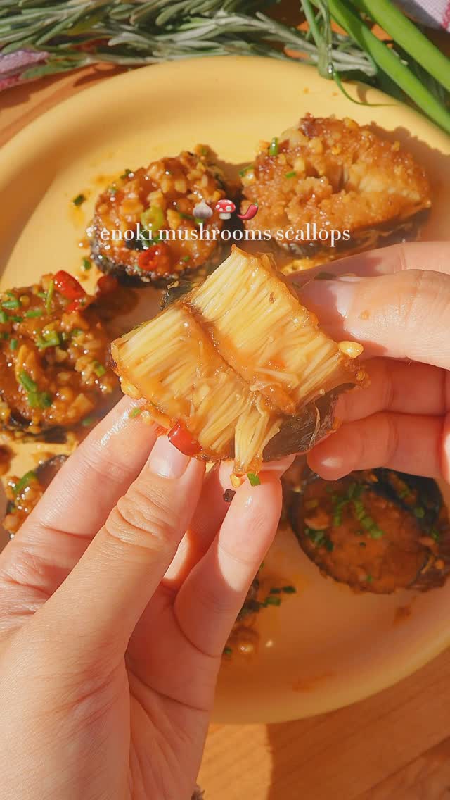 Instagram post by @fationatefoodbelly for Gimme Seaweed. Caption reads: [CLOSED] WIN $150 Amazon Gift Card 🎁
 
Comment....