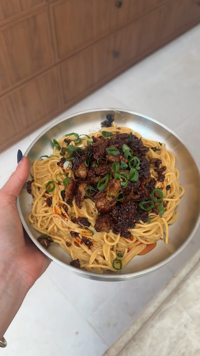 Instagram post by @coconutandbliss for Lee Kum Kee. Caption reads: [...] fakeaway to a new level thanks to....