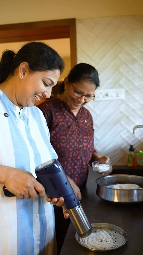Instagram post by @elizabeth_vivinanchery for Pigeon Kitchen Appliances. Caption reads: When you wake up late, but still want “good child”....