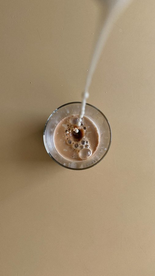 Instagram post by @marie.schoeniger for Le Specs. Caption reads: // only thing i forgot are the minus degrees we....