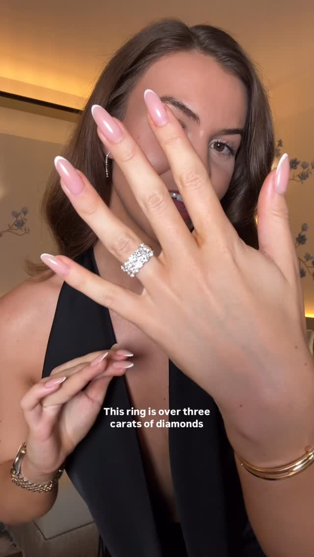 Instagram post by @isobellorna_ for Jimmy Choo. Caption reads: The ring is 3 carats!! 😭

Diamonds are a girls....