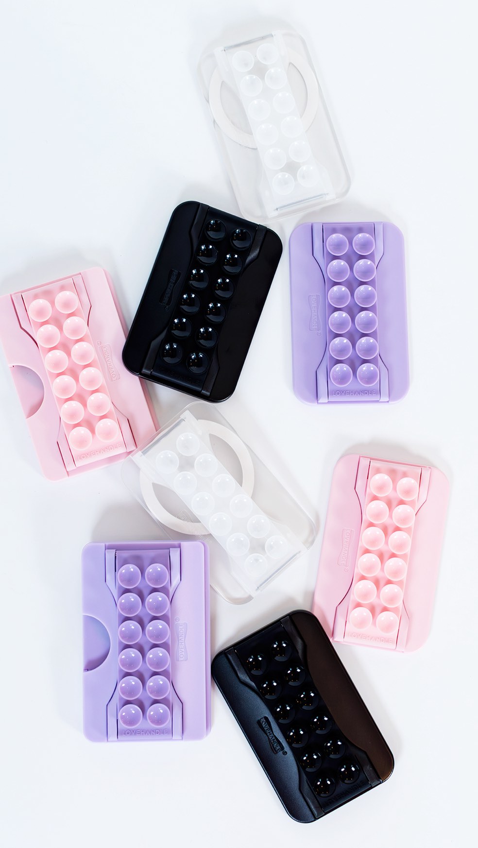 Instagram post by @thecourtneynielson for LOVEHANDLE. Caption reads: [...] ALERT 🚨 
I’ve teamed up with @lovehandle to....