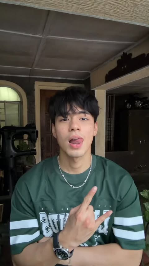 Instagram post by @menordylan_ for Penshoppe. Caption reads: Holiday fits from @penshoppe 🎄🎅🏼 
•
•
•
Shop....