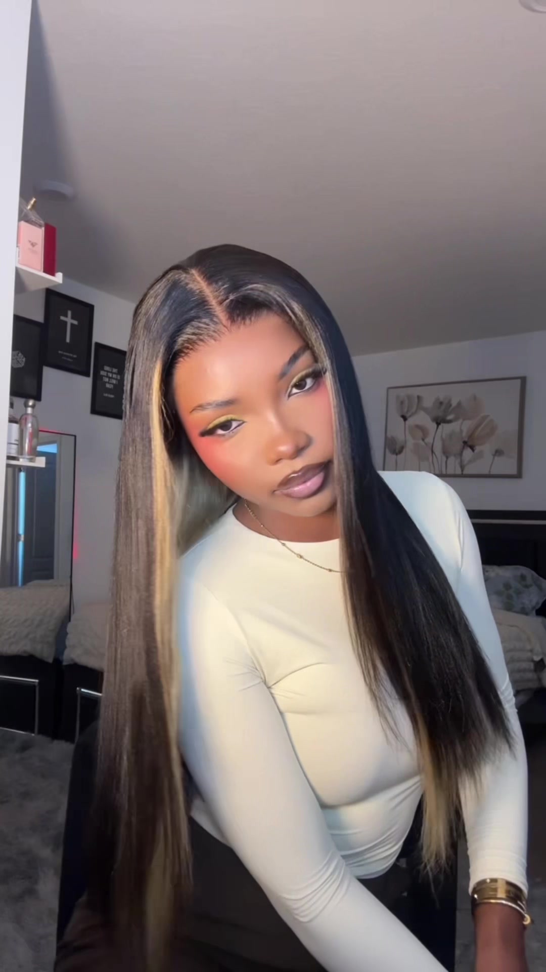 TikTok post by @nellyana.4 for Wiggins Hair. Caption reads: @wigginshairwig you guys ate this one up👌🏽🔥😍....