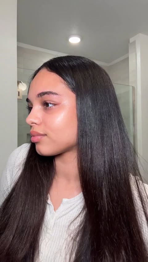 Instagram post by @mariahlovelewis for DRMTLGY. Caption reads: 🫧 clean & hydrated skin with @drmtlgy now....