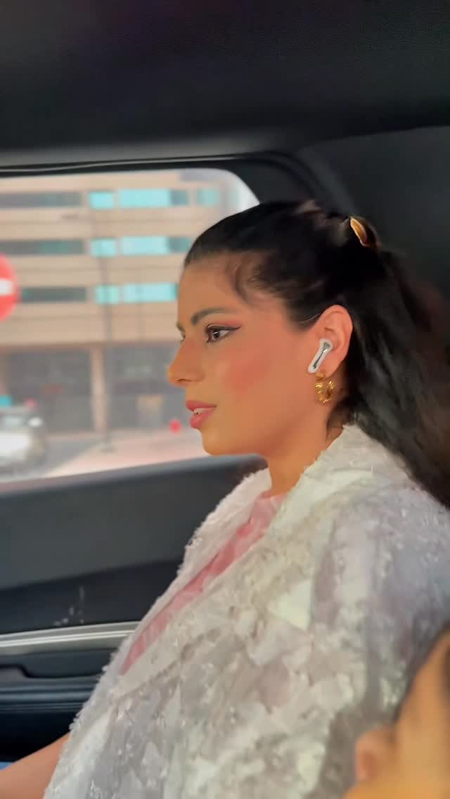 Instagram post by @blogger_deepajaisingh for SOUNDPEATS. Caption reads: 🎧🦻Block the world. Feel the sound.
Wearing the....