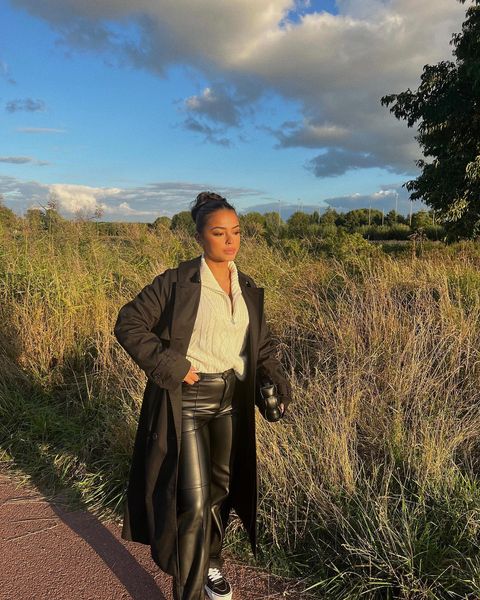 Instagram post by @alaysialb for Wehkamp. Caption reads: It’s trenchcoat season! Love this fall outfit from....