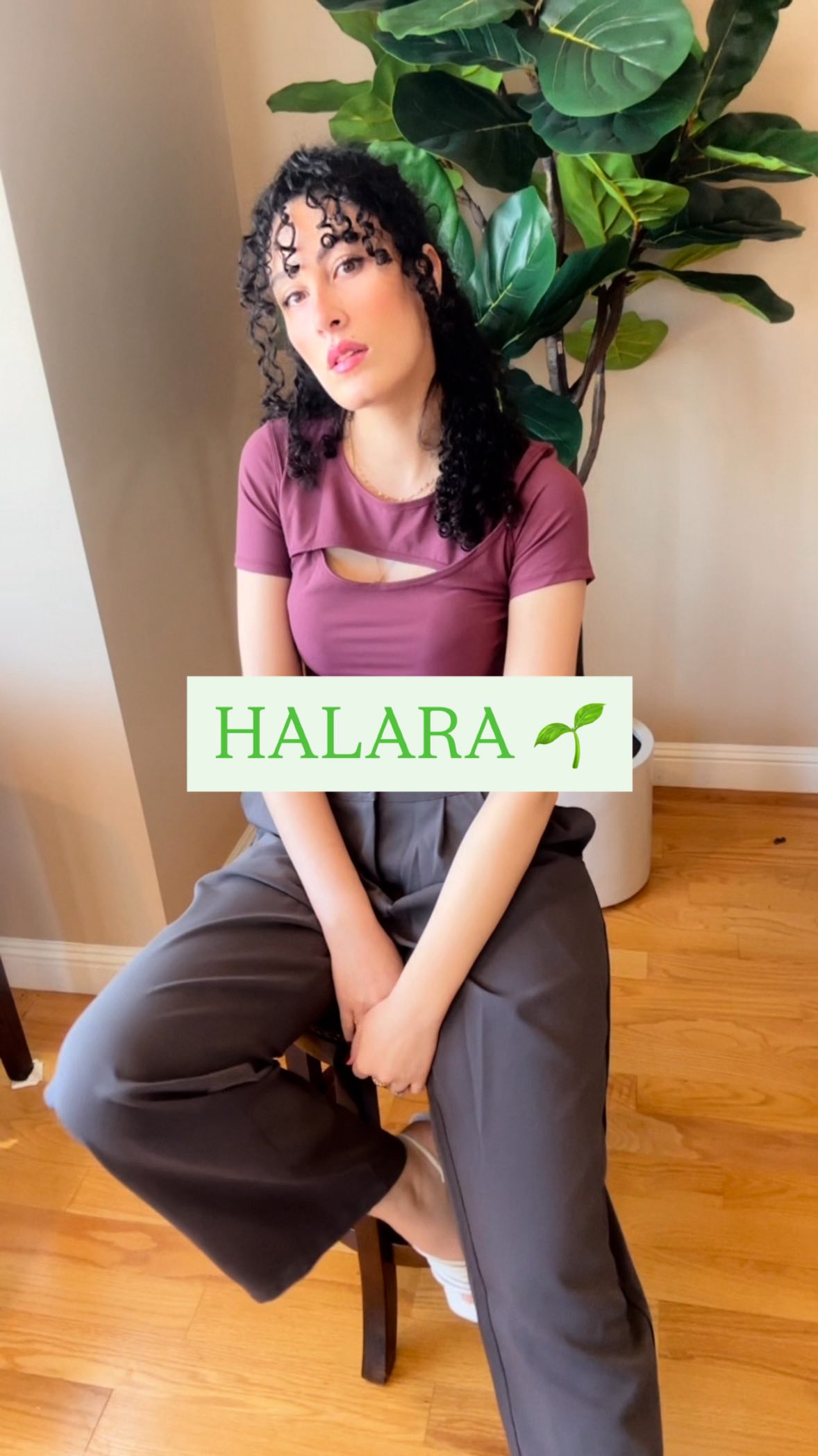 Instagram post by an influencer for Halara. Caption reads: [...] to get 15% off! ⭐️ Thank you!....