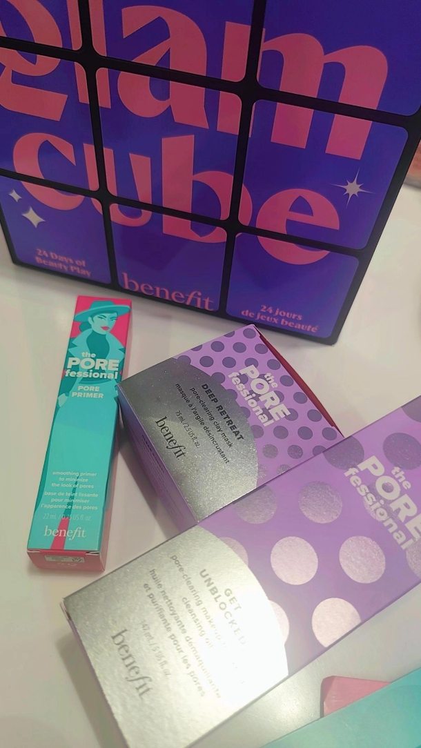 Instagram post by @beautyontheduty for Benefit Cosmetics. Caption reads: G I V E A W A Y
P O R E f e c t i o n  a c h i e v....