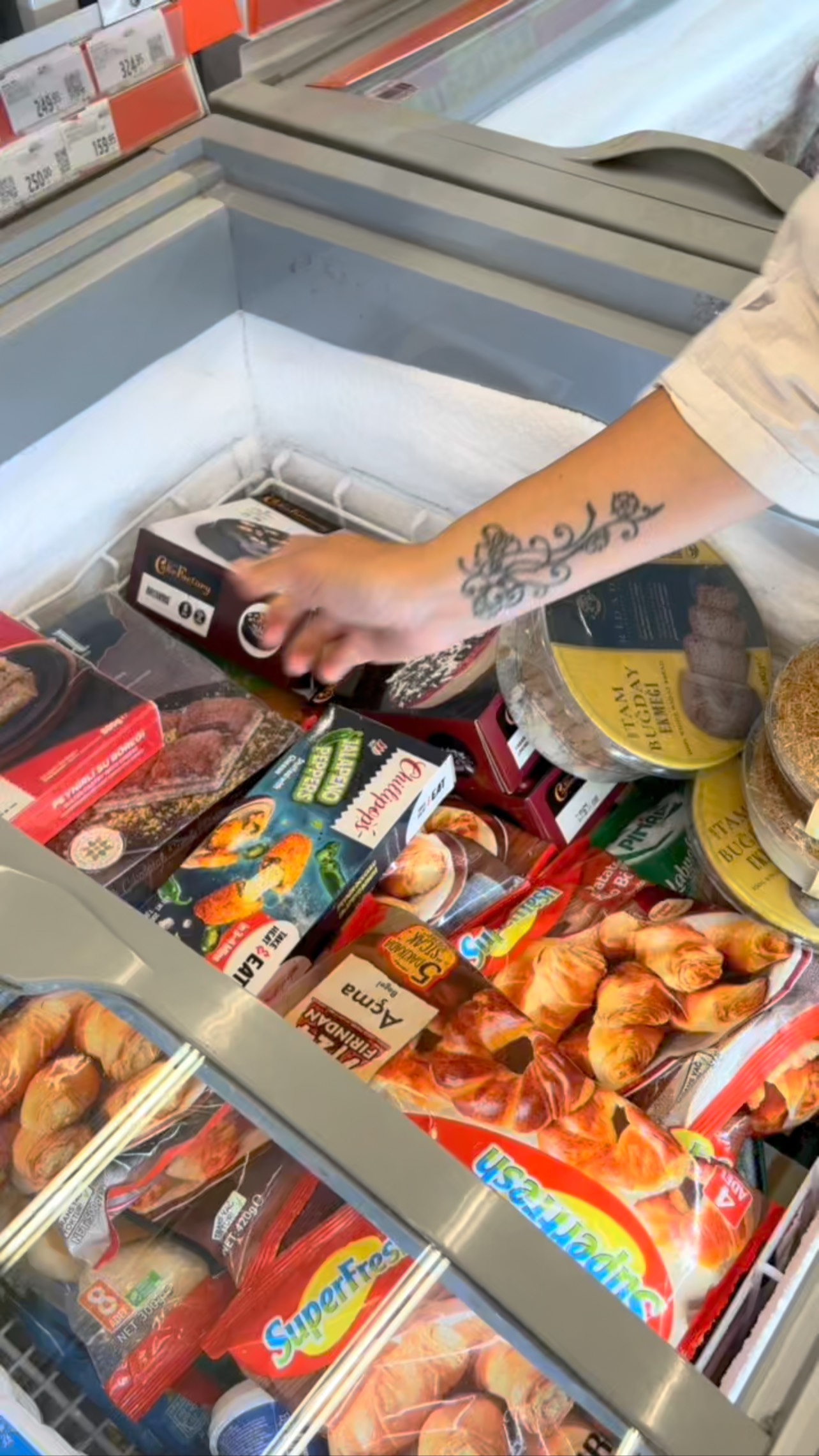 Instagram post by @herseyim.oglusum for Migros. Caption reads: .