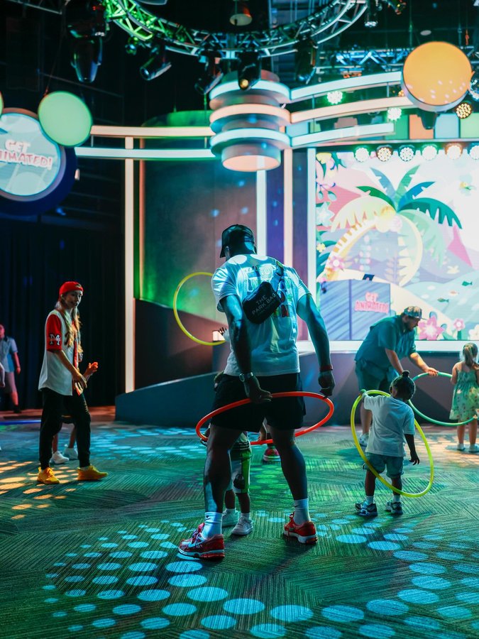 Instagram post by @idjmoore for UPPAbaby. Caption reads: Disney Interlude 🕺🏽💫
Ft: @uppababy.