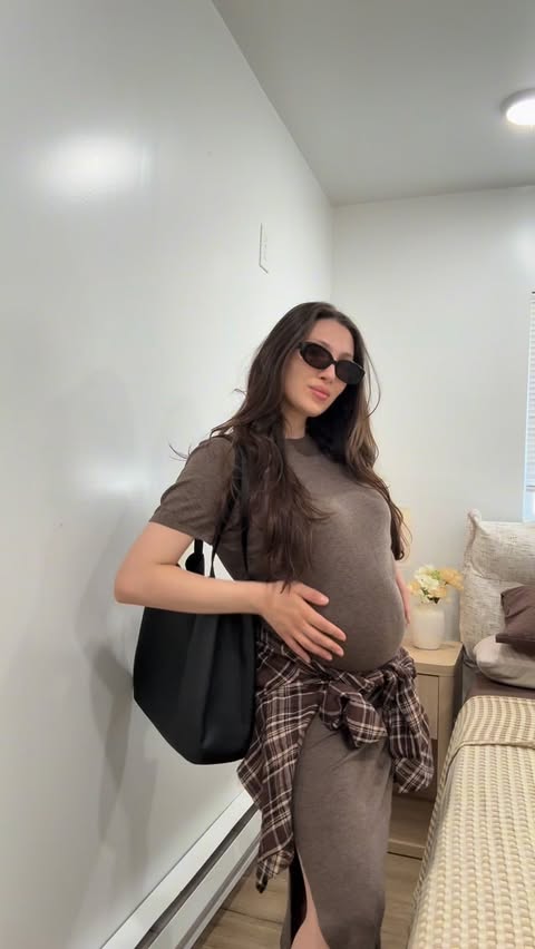 Instagram post by @herafery.gasimova for ArachCloz. Caption reads: My fav pregnancy outfits from @arachcloz 🫠🤍!....