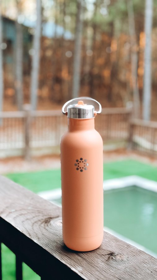 Instagram post by @kerraezgi for Lifefactory. Caption reads: [...] than ever during pregnancy, and my....