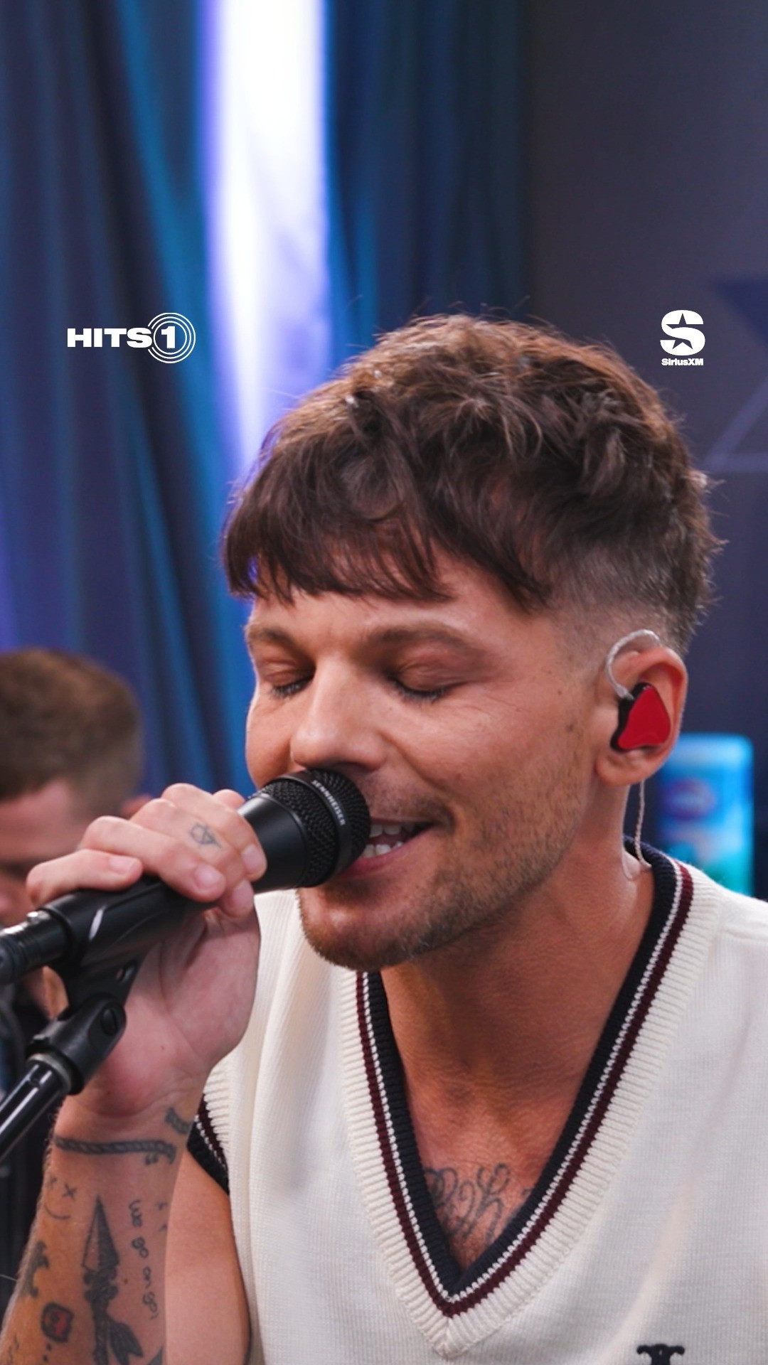 Instagram post by @louist91 for SiriusXM. Caption reads: @louist91 performs his latest single "Lemonade"....