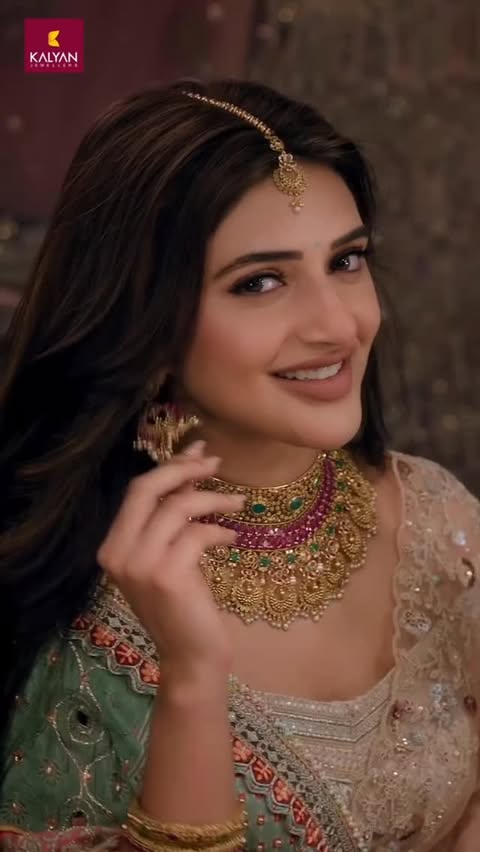 Instagram post by @sreeleela___leelu for Kalyan Jewellers. Caption reads: @kalyanjewellers_official new ad ft @sreeleela14.