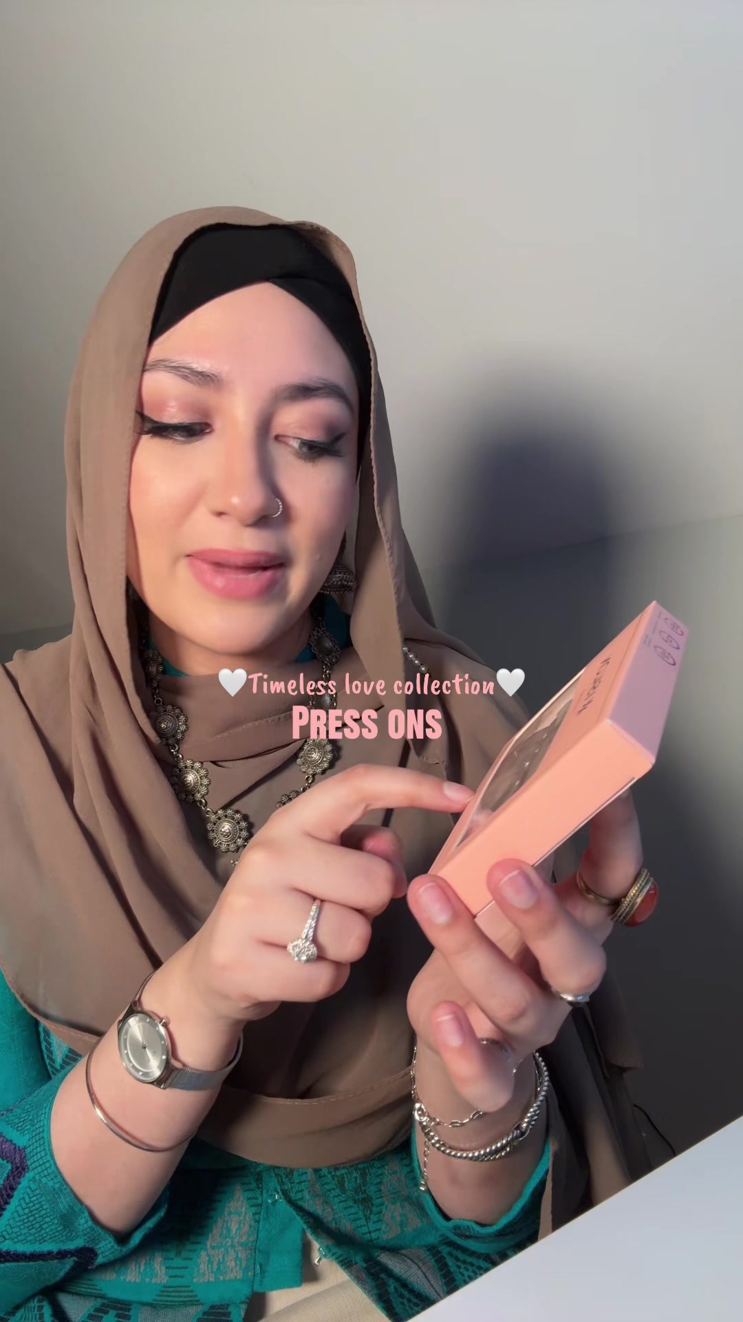 TikTok post by @withsubah for VSALONNAIL. Caption reads: @VSALON NAIL Center @Vsalonnails #foryoupage....