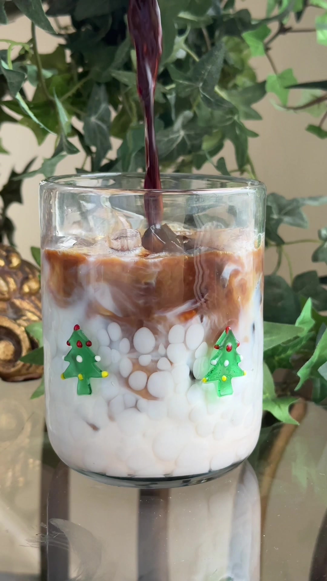 TikTok post by @alexafieldd for Oath Nutrition. Caption reads: [...] I’m hitting my protein goals!  The @Oath....